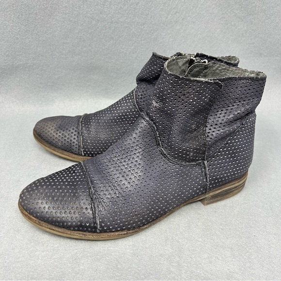 Free People Washed-Denim-Look Perforated Leather Cap Toe Ankle Boot Womens EU 37 - Picture 1 of 12